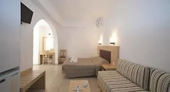 Anna Maria Hotel 2*